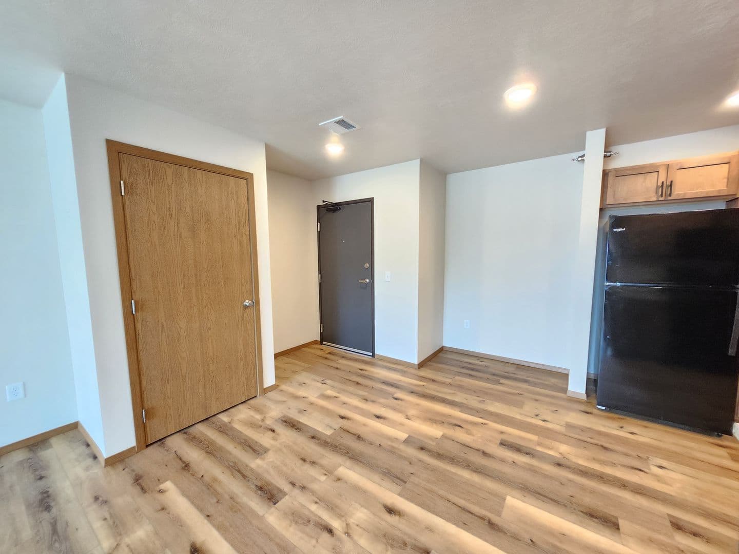 Sioux Falls Apartment: 3600 S. Linedrive Avenue