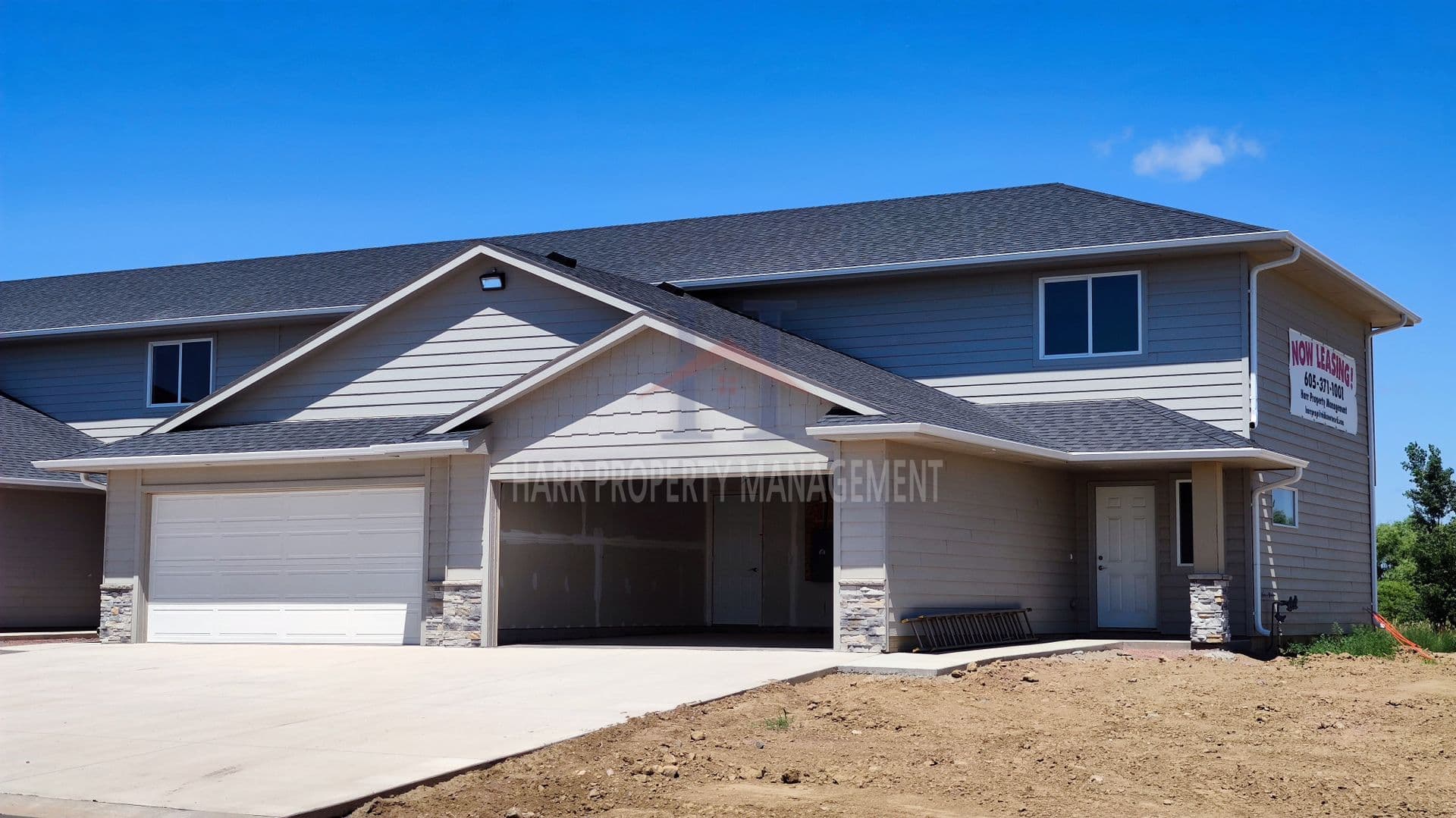 Sioux Falls Apartment: 5700 Hitching Place