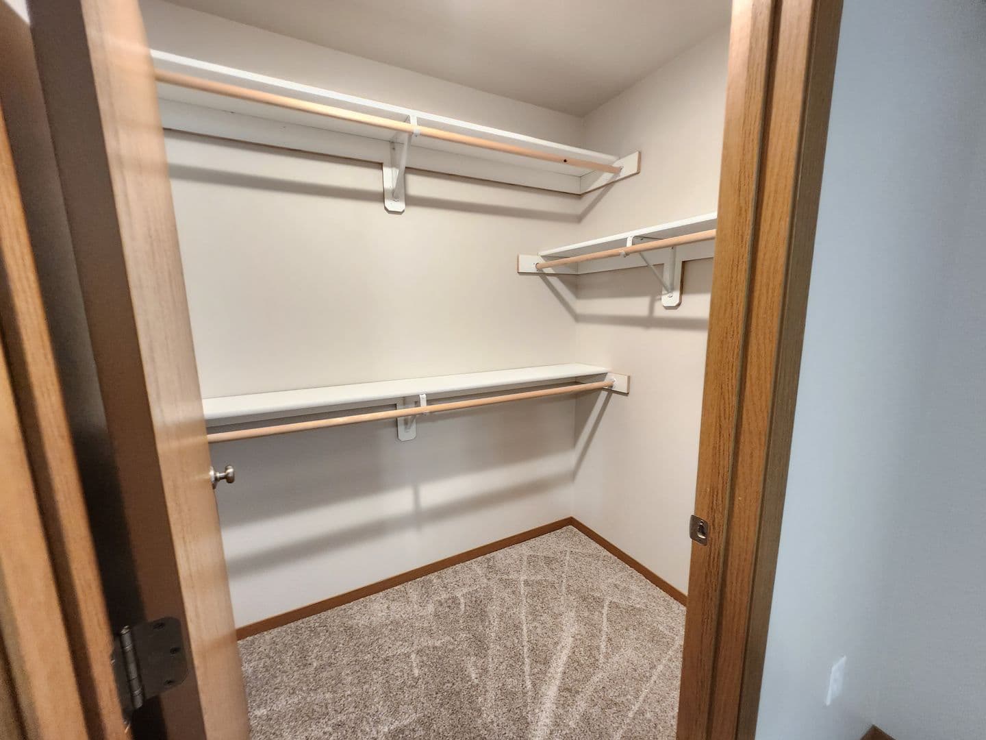 Sioux Falls Apartment: 3600 S. Linedrive Avenue