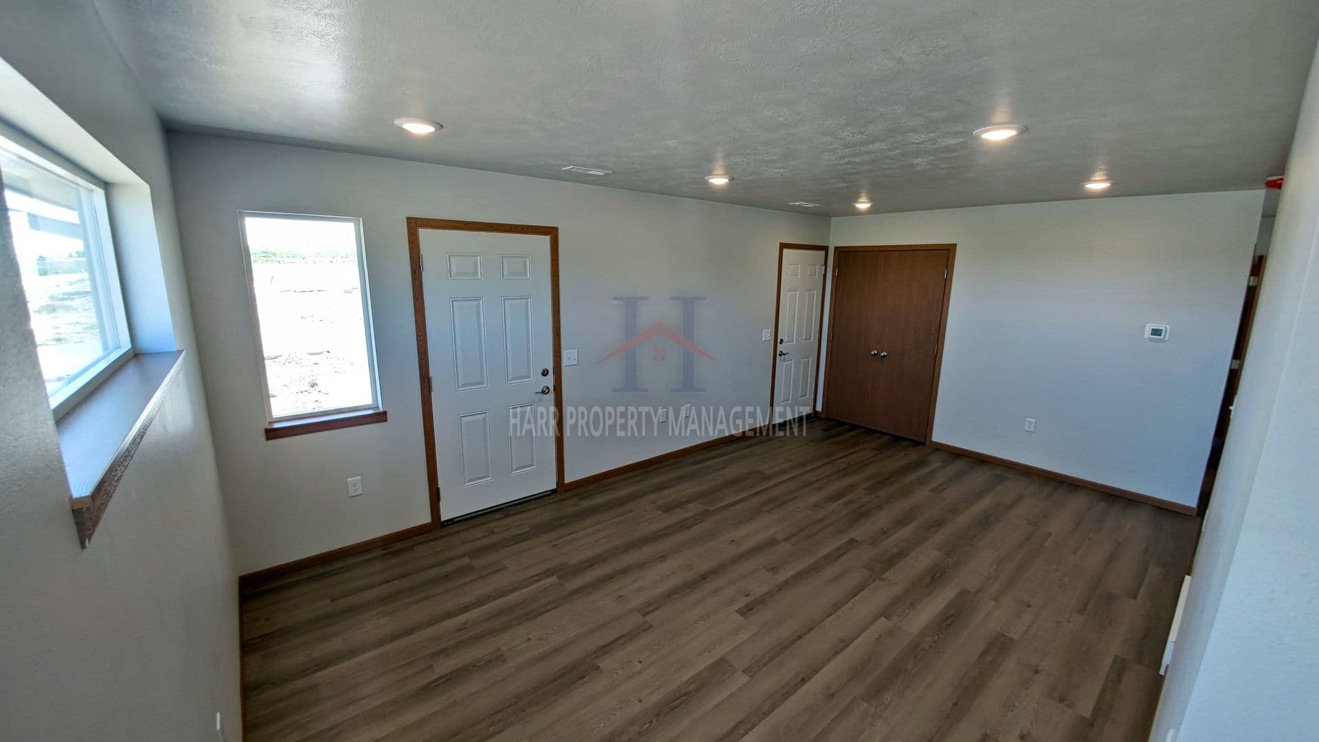 Sioux Falls Apartment: 5700 Hitching Place