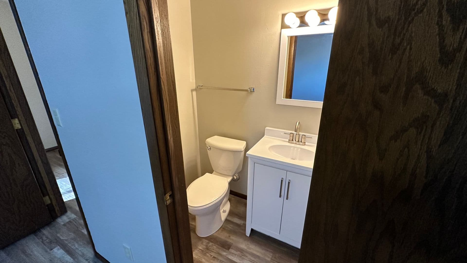 Sioux Falls Apartment: 3609 S Cathy Ave