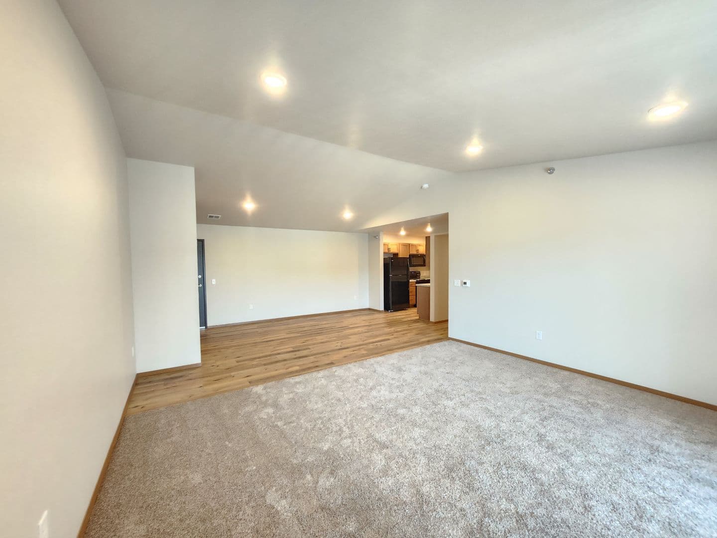 Sioux Falls Apartment: 3600 S. Linedrive Avenue
