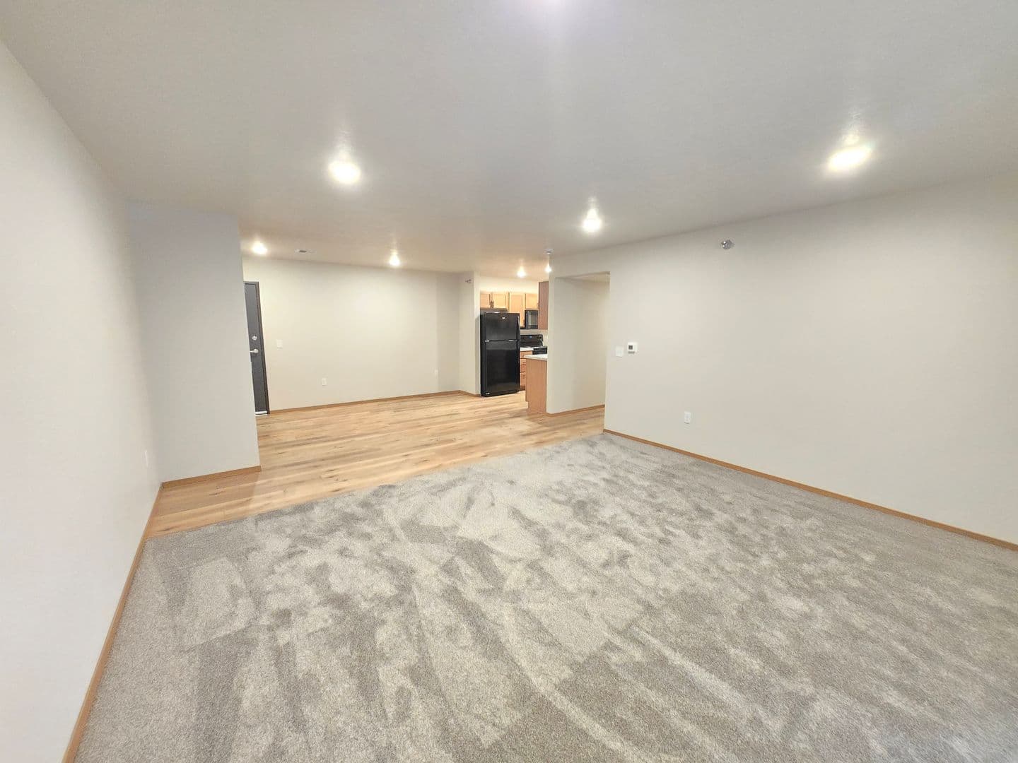 Sioux Falls Apartment: 3600 S. Linedrive Avenue