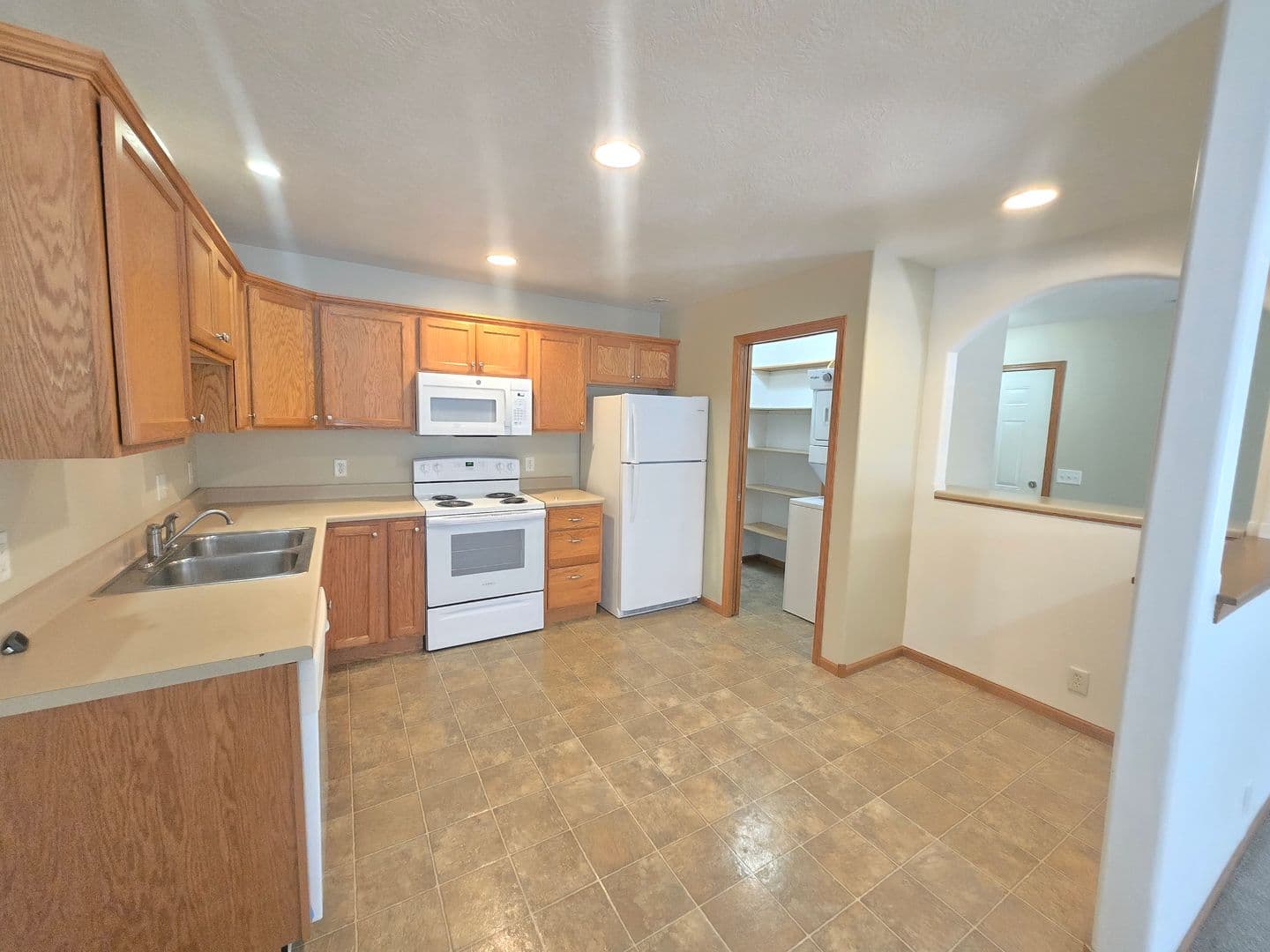 Harrisburg Apartment: 102 Emmett Trail