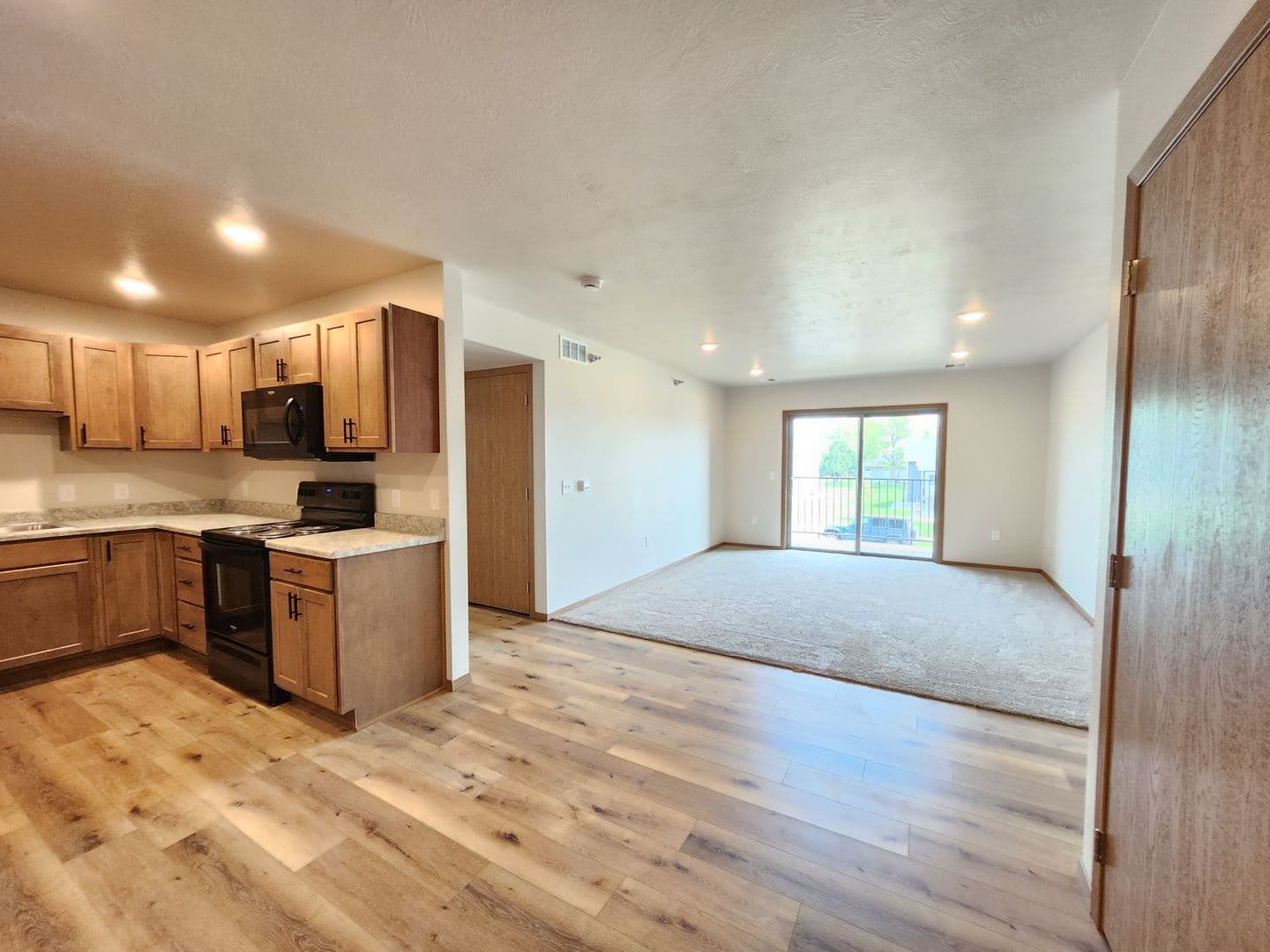 Sioux Falls Apartment: 3600 S. Linedrive Avenue
