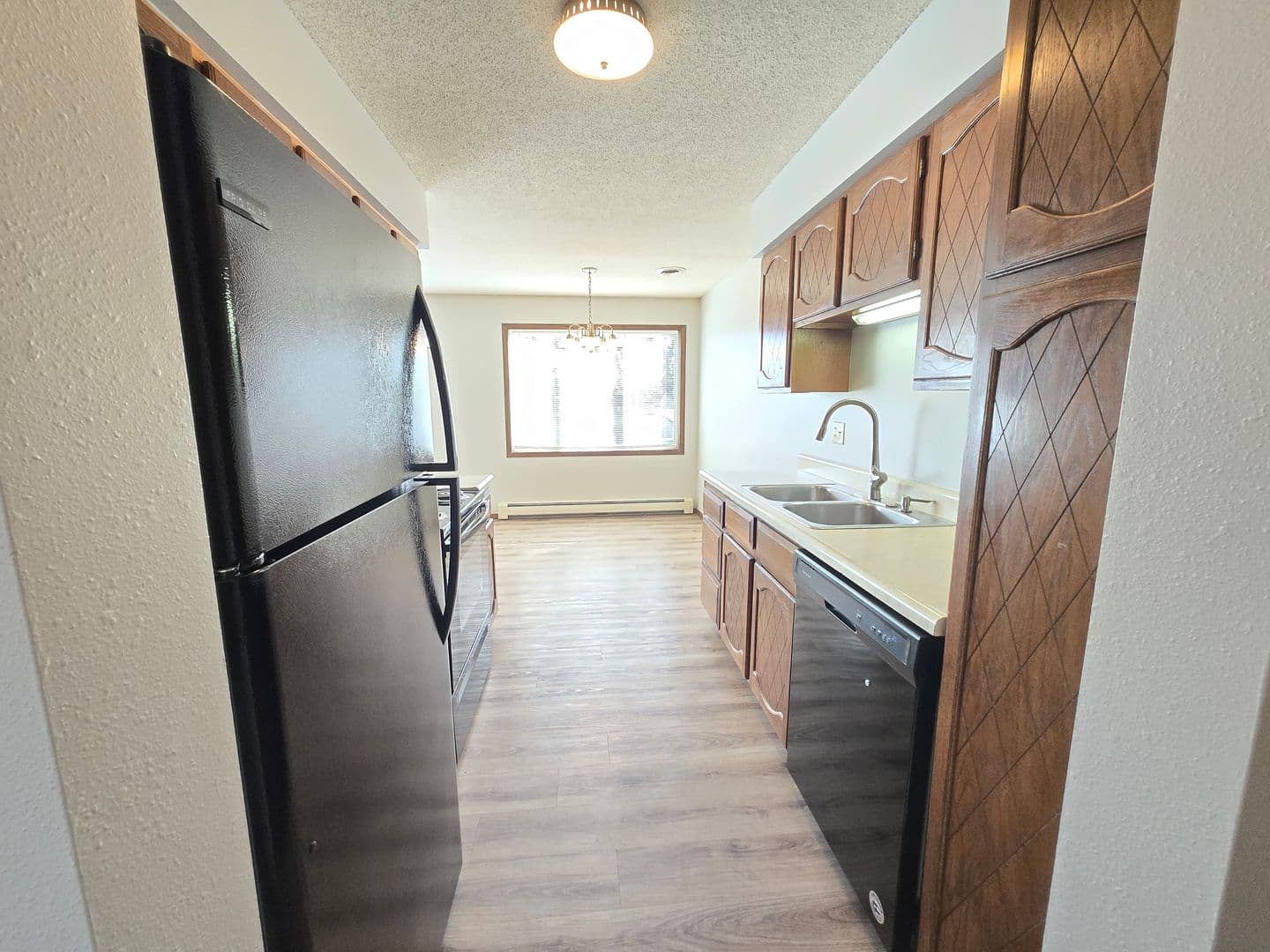 Sioux Falls Apartment: 3609 S Cathy Ave