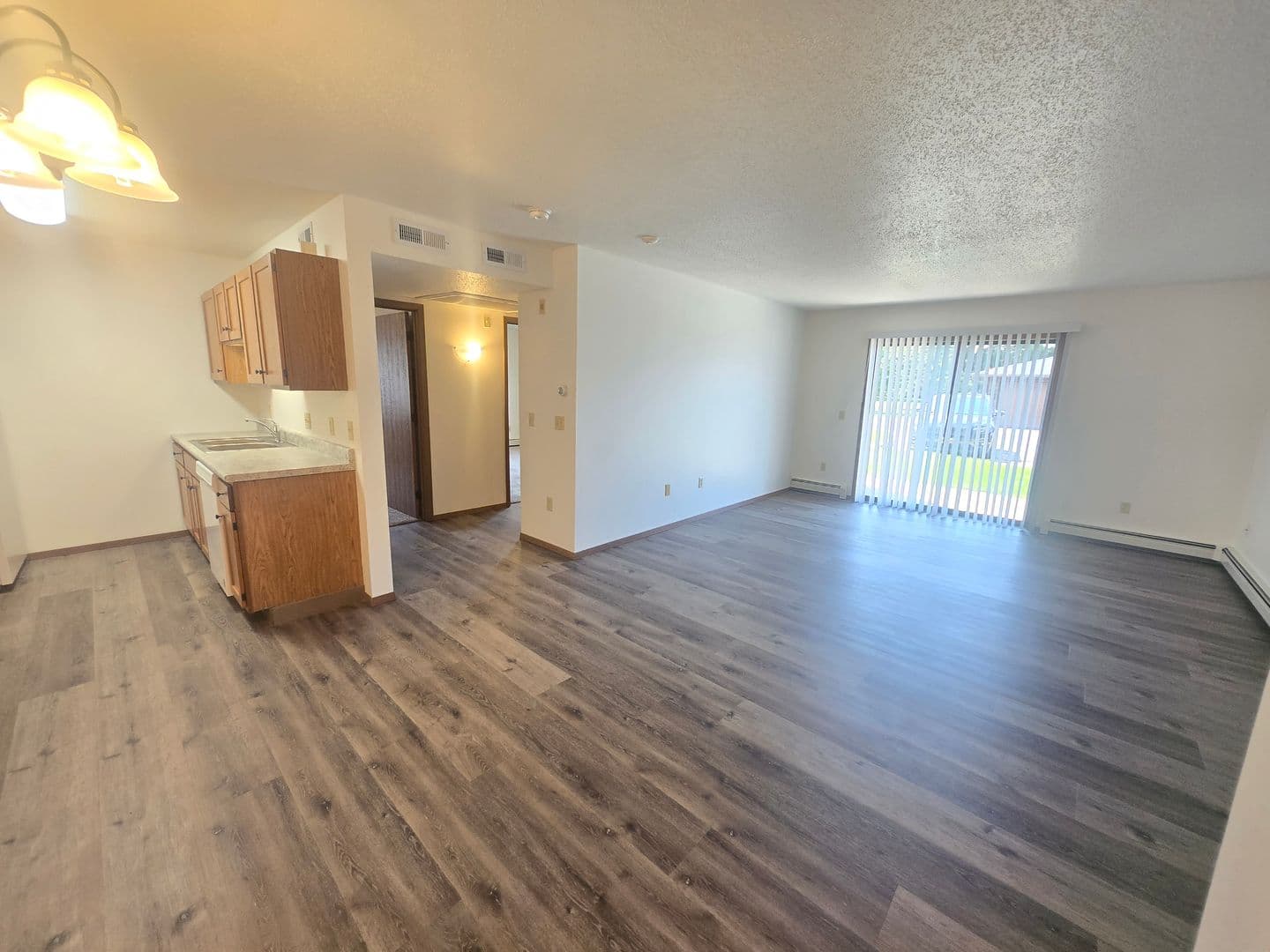 SIOUX FALLS Apartment: 6500 W. 43RD ST.