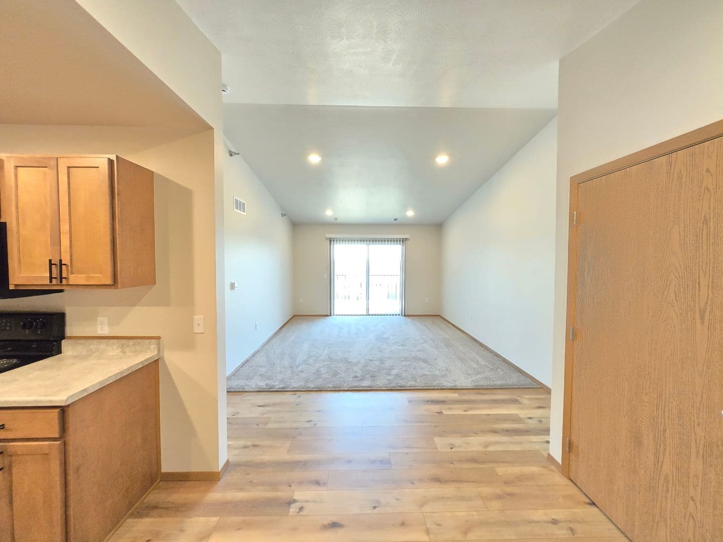 Sioux Falls Apartment: 3600 S. Linedrive Avenue