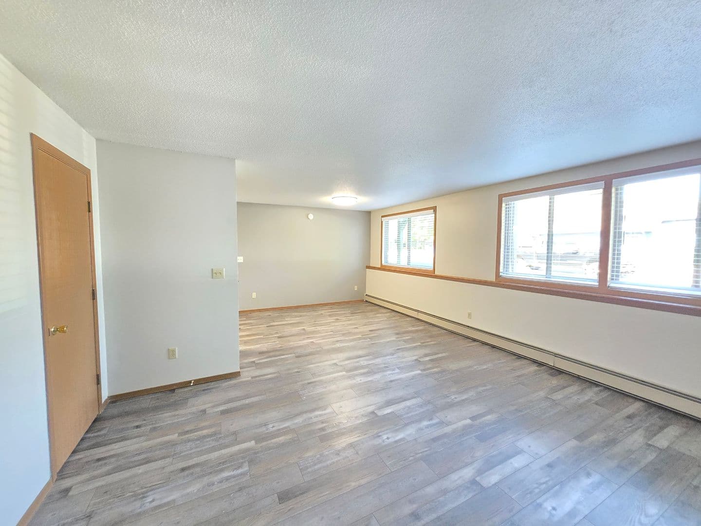 SIOUX FALLS Apartment: 5301 W. 56TH ST.