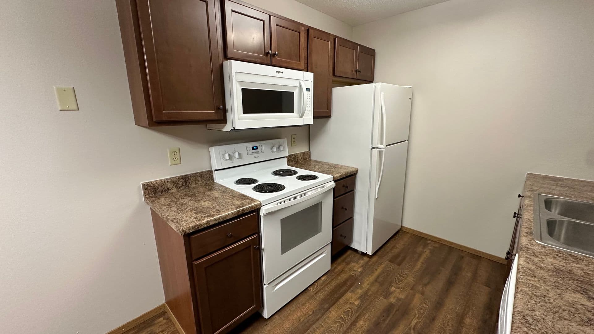 SIOUX FALLS Apartment: 2300 SOUTH SYCAMORE