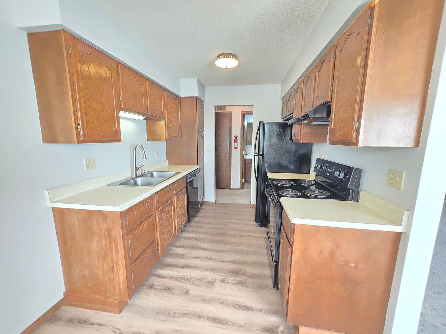 Sioux Falls Apartment: 3609 S Cathy Ave