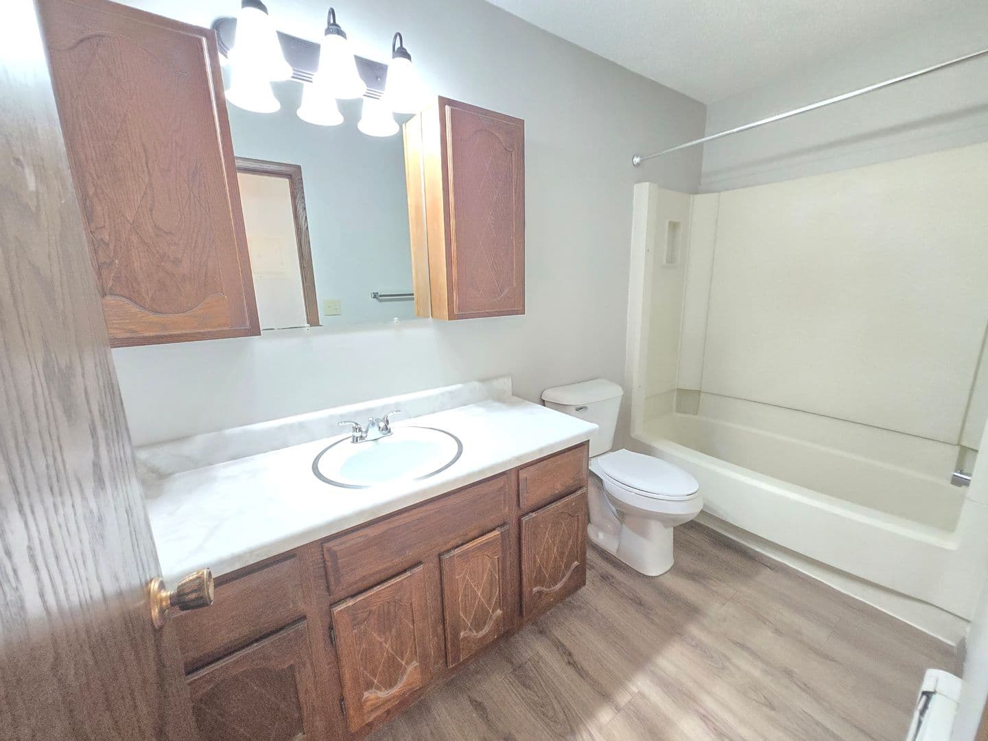 Sioux Falls Apartment: 3609 S Cathy Ave