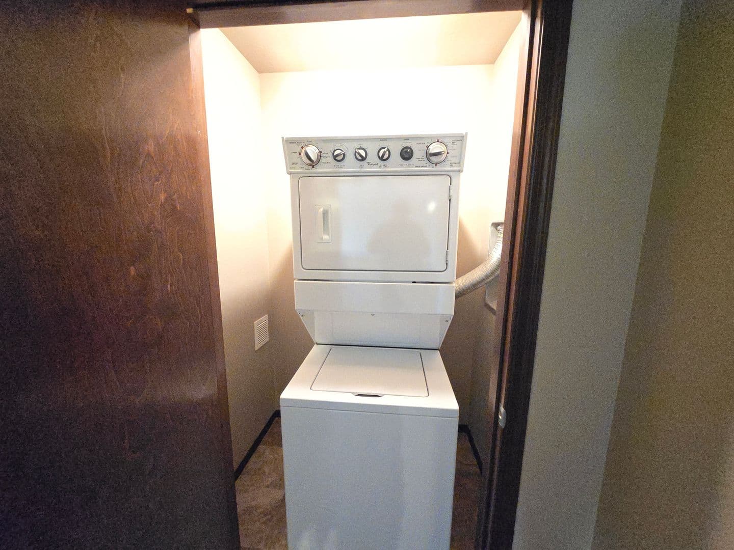 SIOUX FALLS Apartment: 3600 S. SYCAMORE AVE.