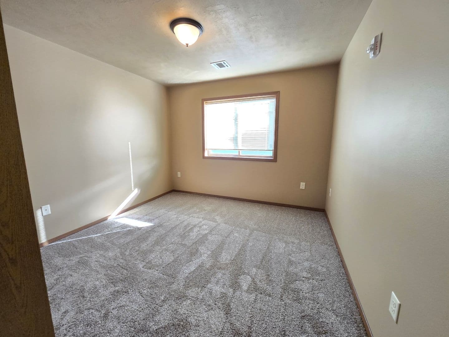 SIOUX FALLS Apartment: 4500 E. 53RD ST.