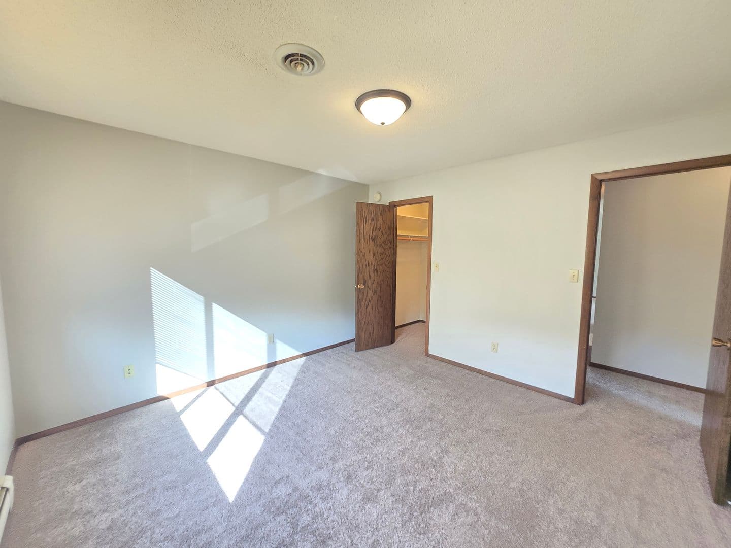 Sioux Falls Apartment: 3609 S Cathy Ave