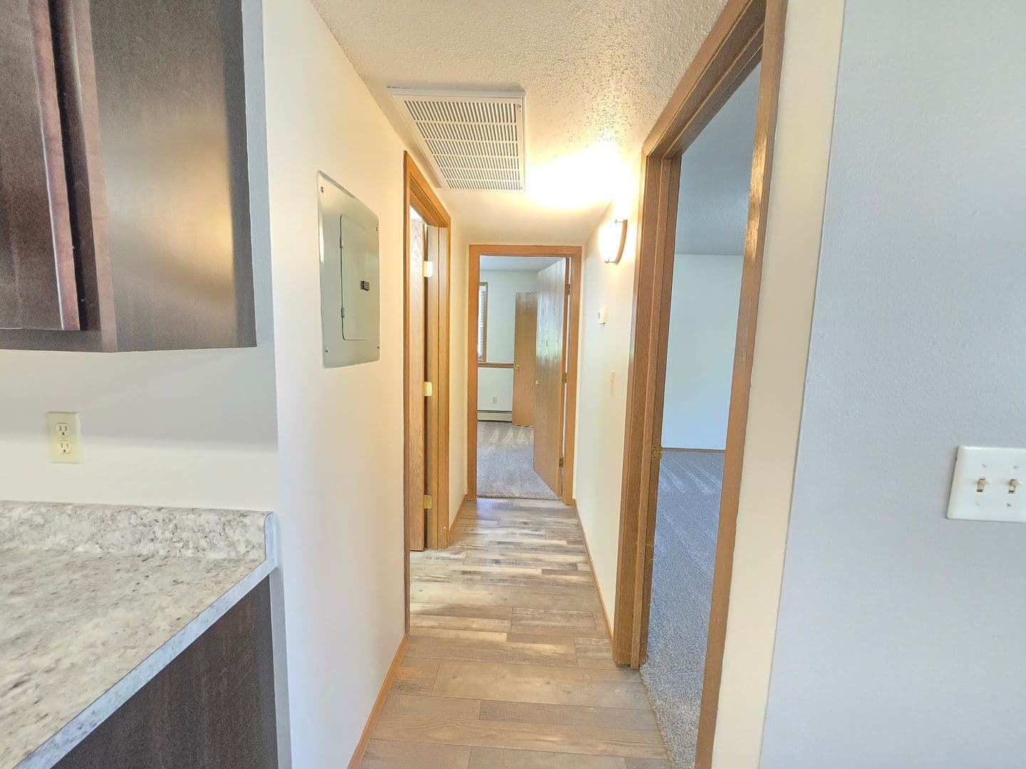 SIOUX FALLS Apartment: 5301 W. 56TH ST.
