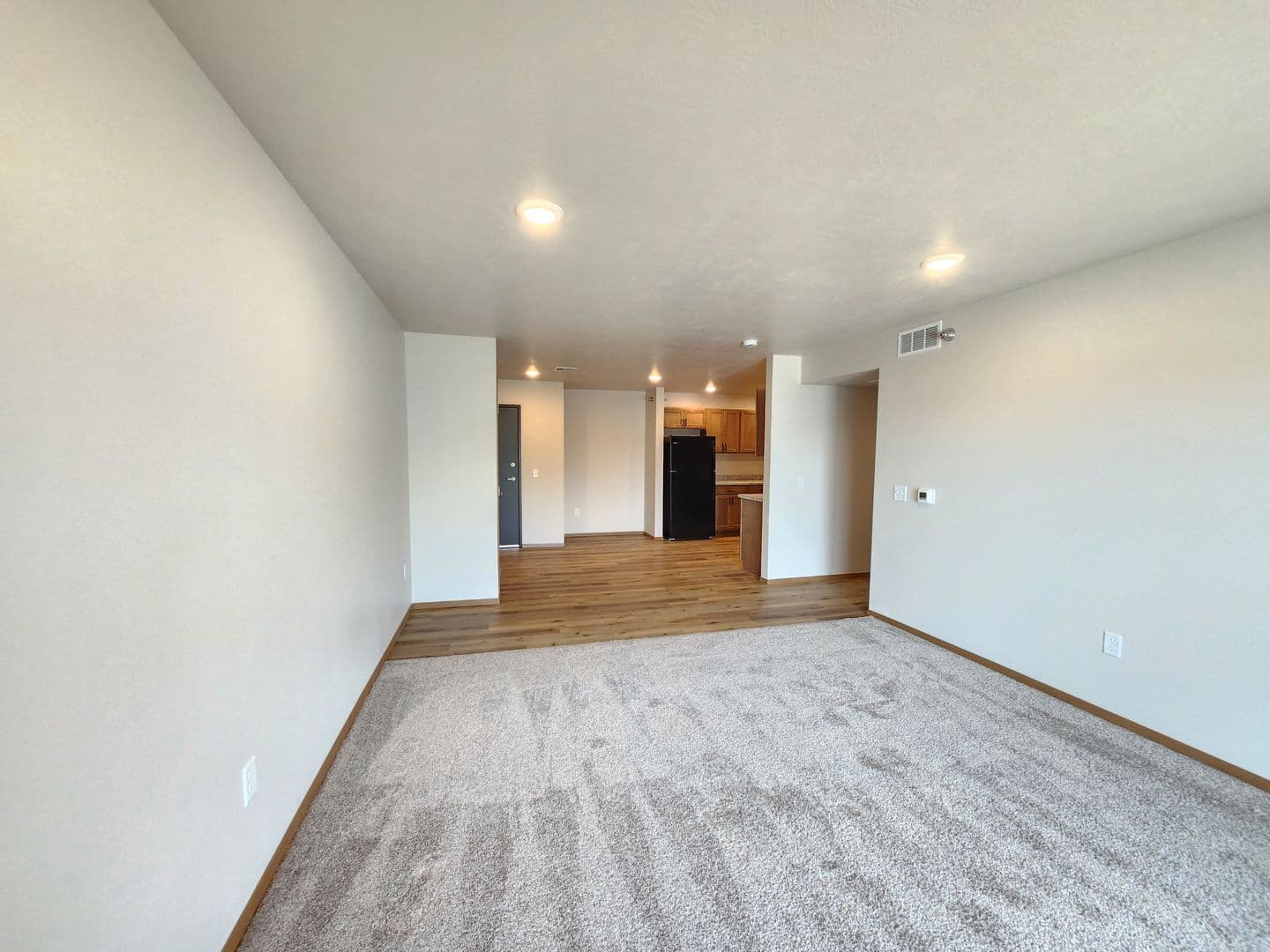 Sioux Falls Apartment: 3600 S. Linedrive Avenue