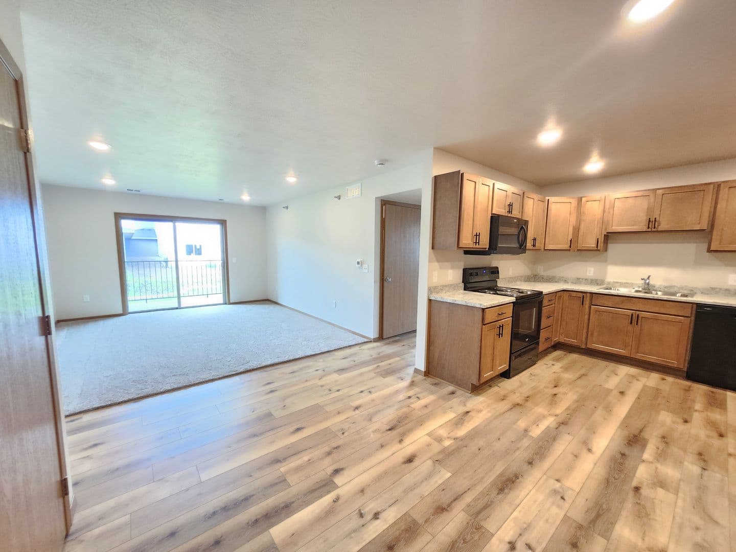 Sioux Falls Apartment: 3600 S. Linedrive Avenue