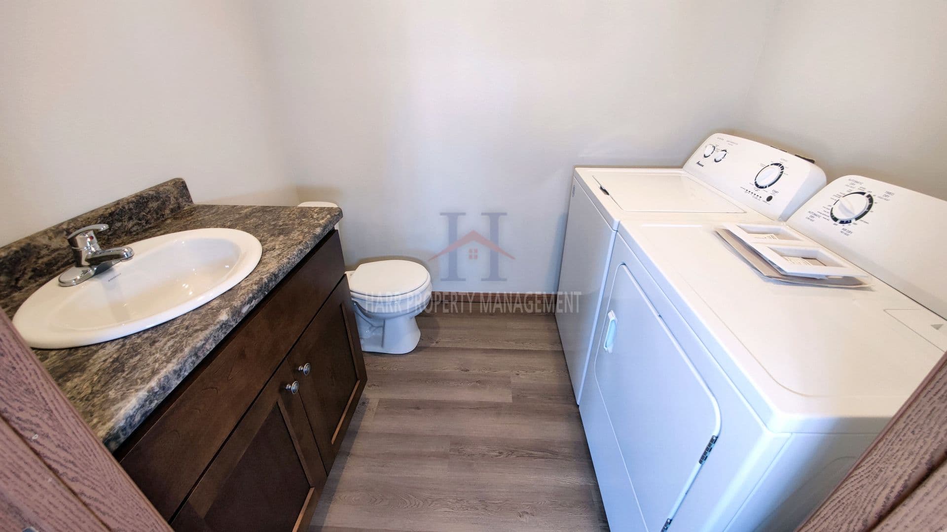 Sioux Falls Apartment: 5700 Hitching Place