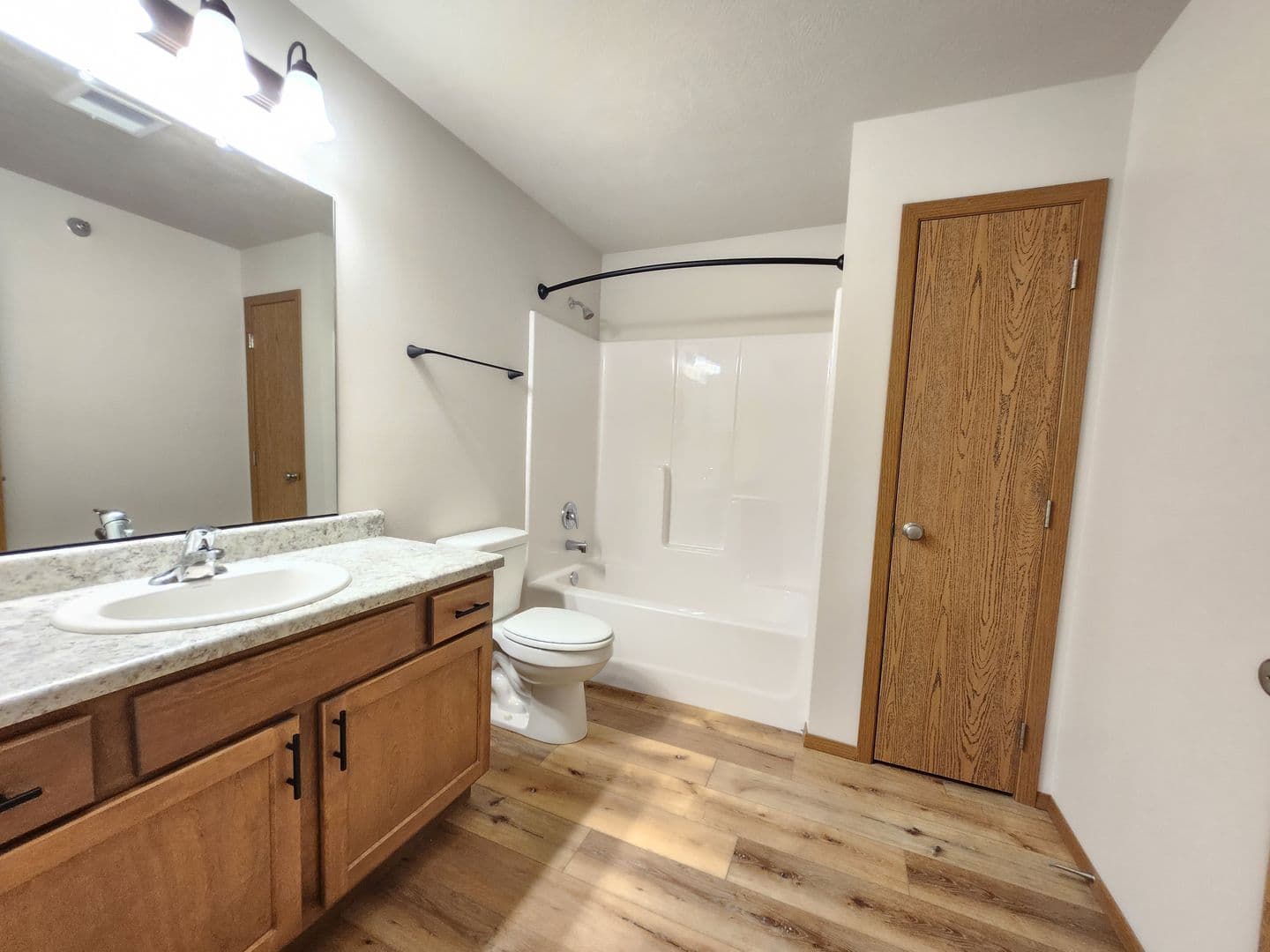 Sioux Falls Apartment: 3600 S. Linedrive Avenue