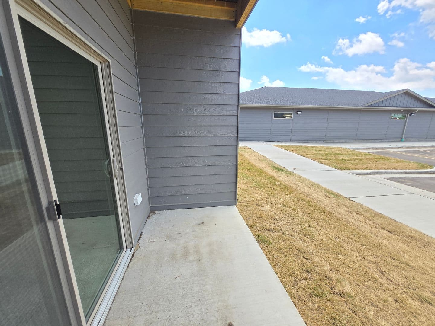 Sioux Falls Apartment: 3600 S. Linedrive Avenue
