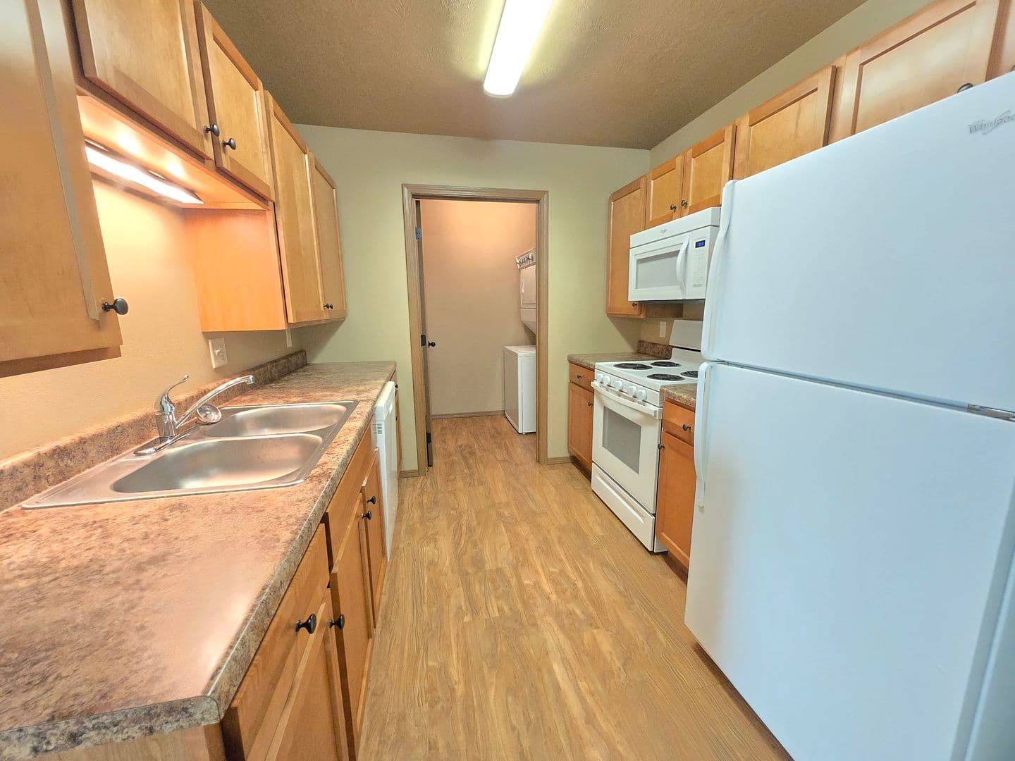 SIOUX FALLS Apartment: 4500 E. 53RD ST.
