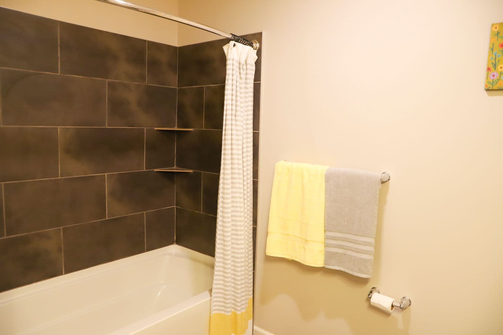 Brunswick Townhome: 252 Cider Mill Lane