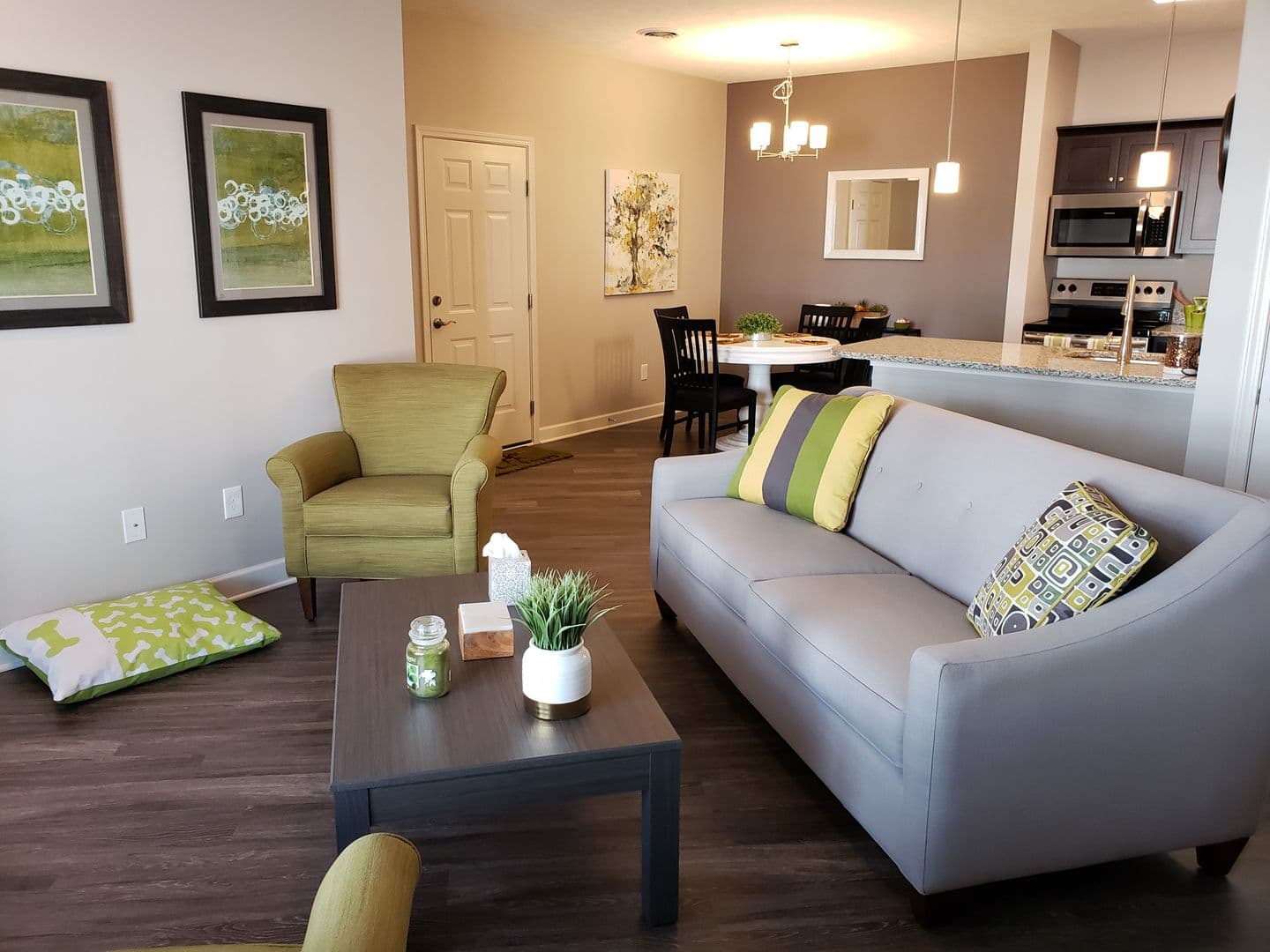 Brunswick Townhome: 252 Cider Mill Lane