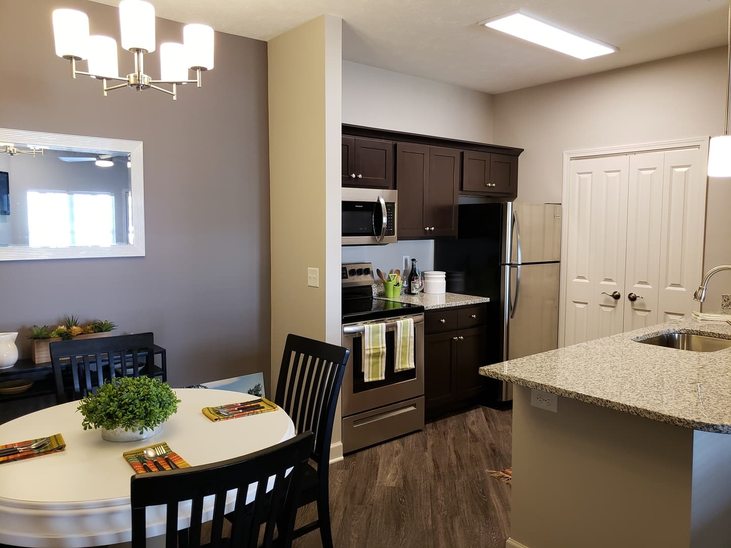 Brunswick Apartment: 4257 North Shire Lane