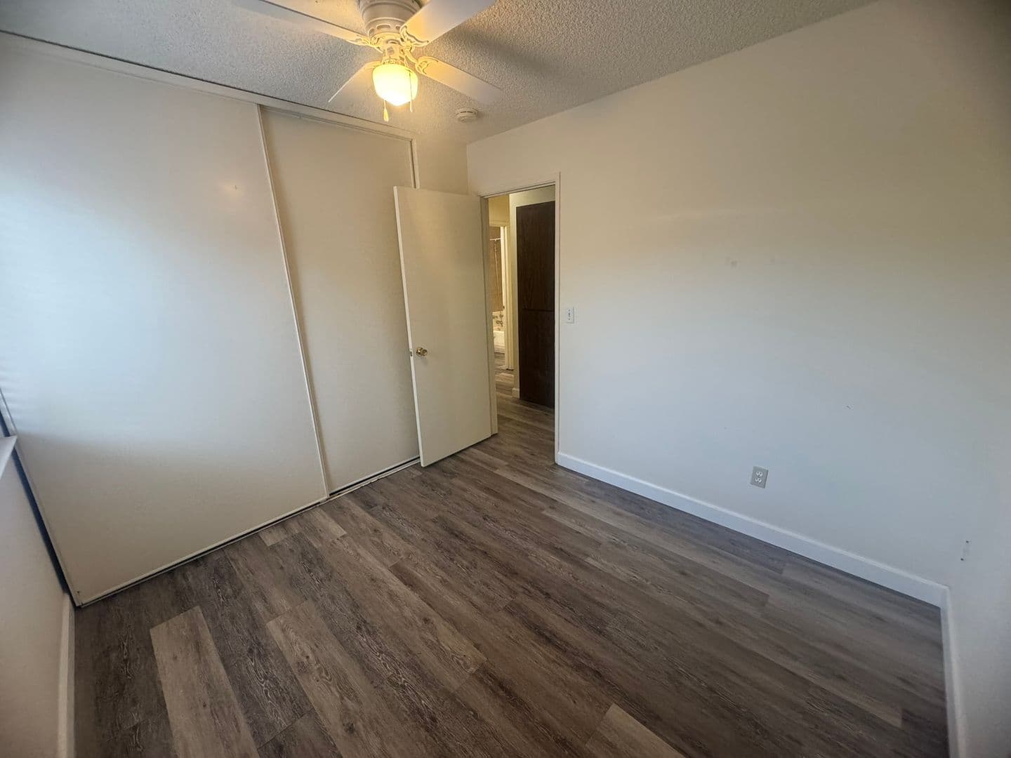 Sacramento House: 7955 Deer Lake Dr