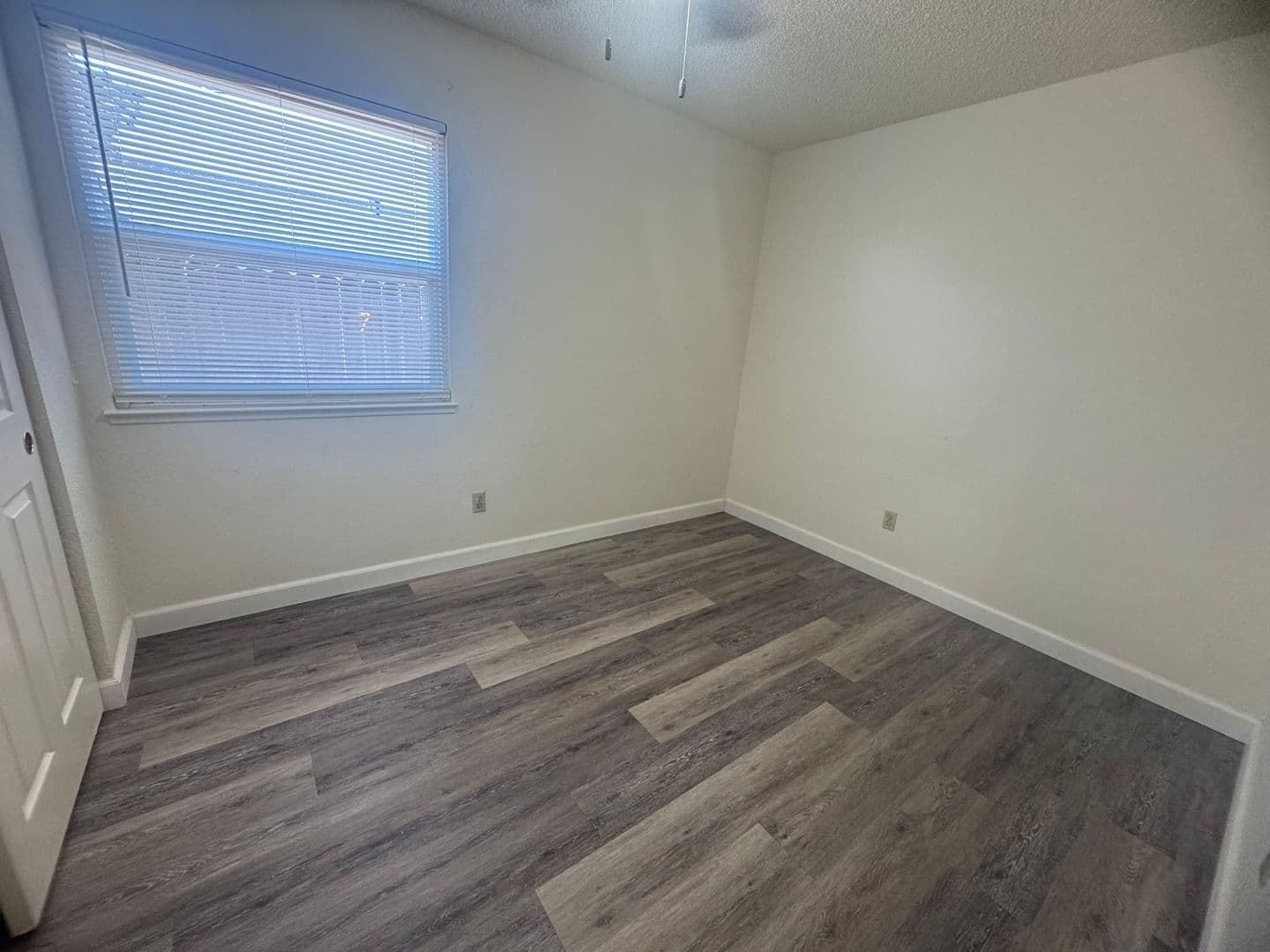 Sacramento House: 7955 Deer Lake Dr