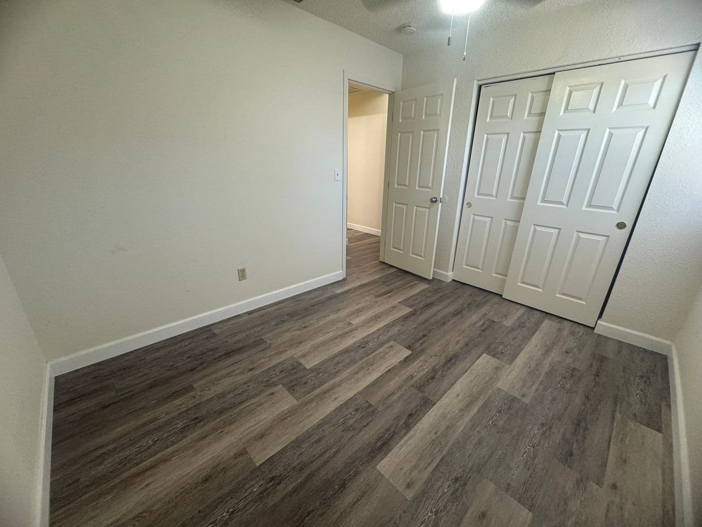 Sacramento House: 7955 Deer Lake Dr