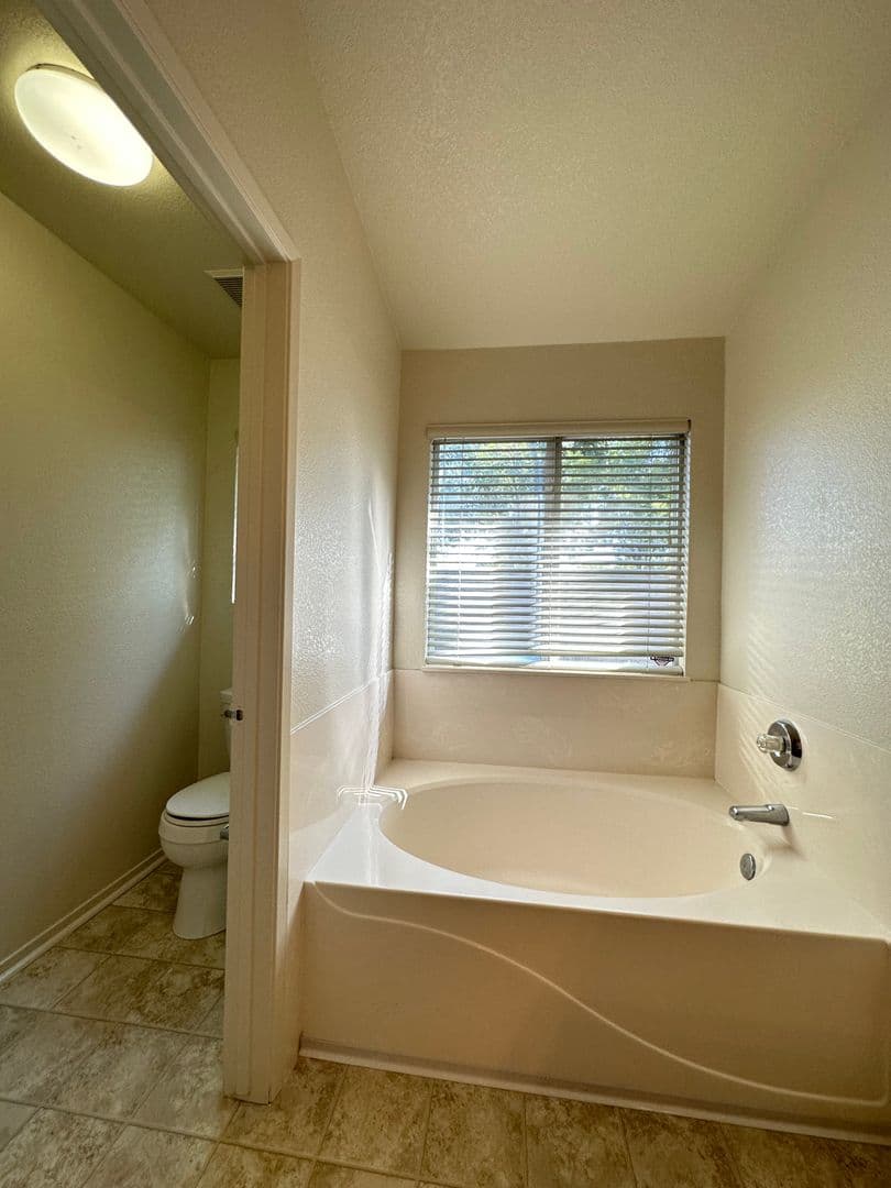 Elk Grove House: 8950 Generations Ct