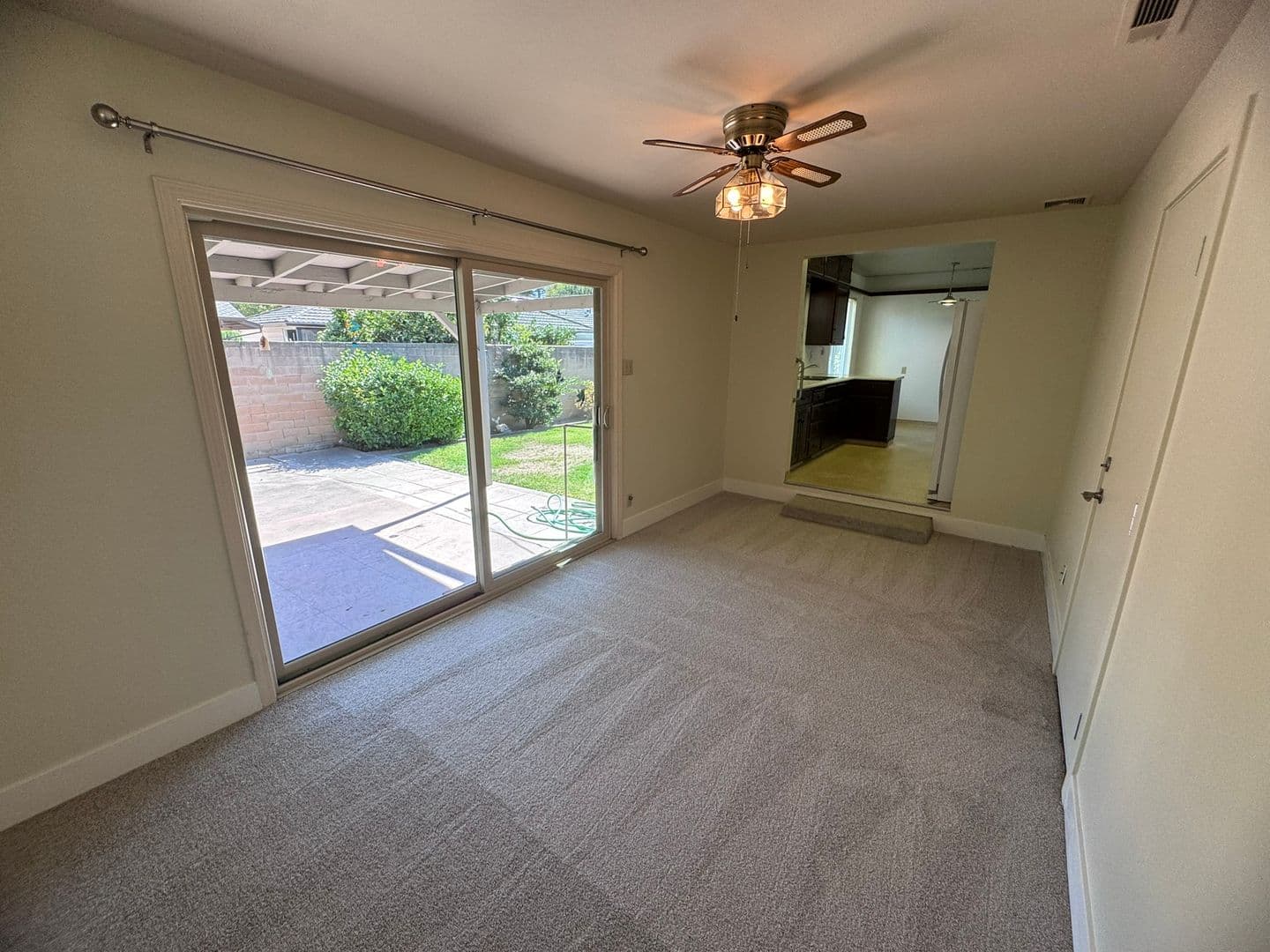West Sacramento House: 1613 Fernwood St