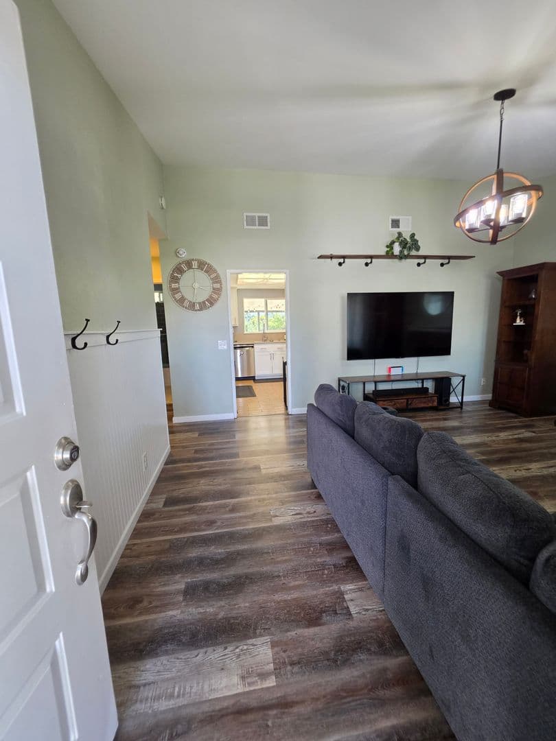 Lancaster House: 2722 Sunnyvale Rd