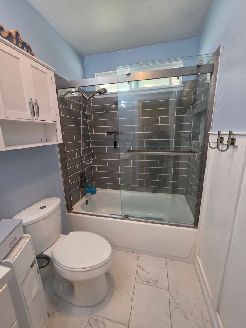 Lancaster House: 2722 Sunnyvale Rd