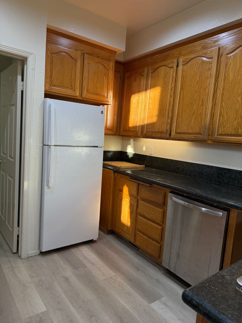 Clayton House: 1289 Shell Circle