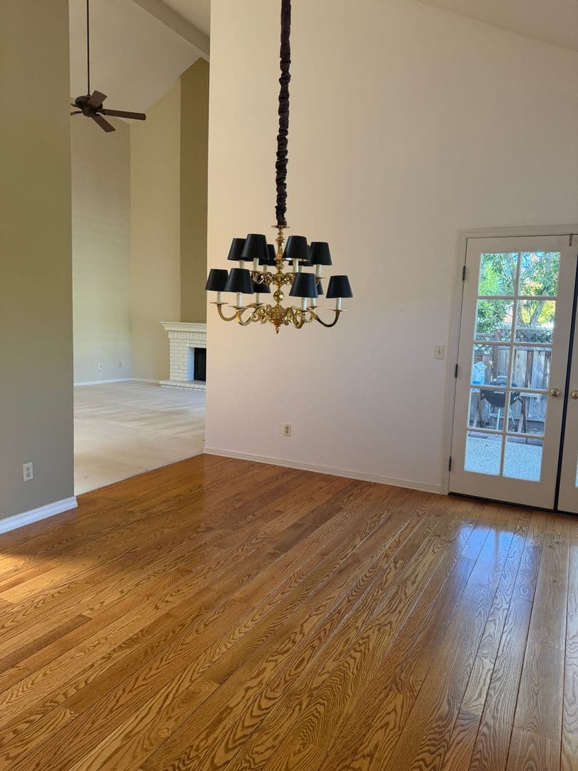 Danvile House: 742 Liquidamber Place