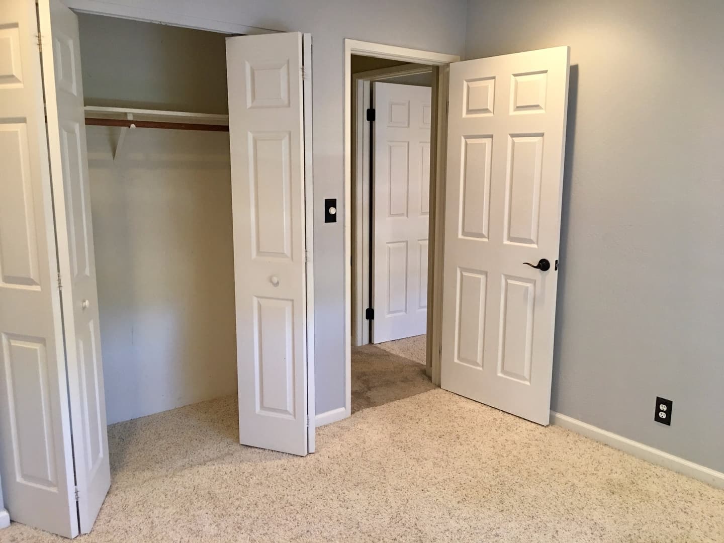 Martinez House: 131 Fountainhead Court