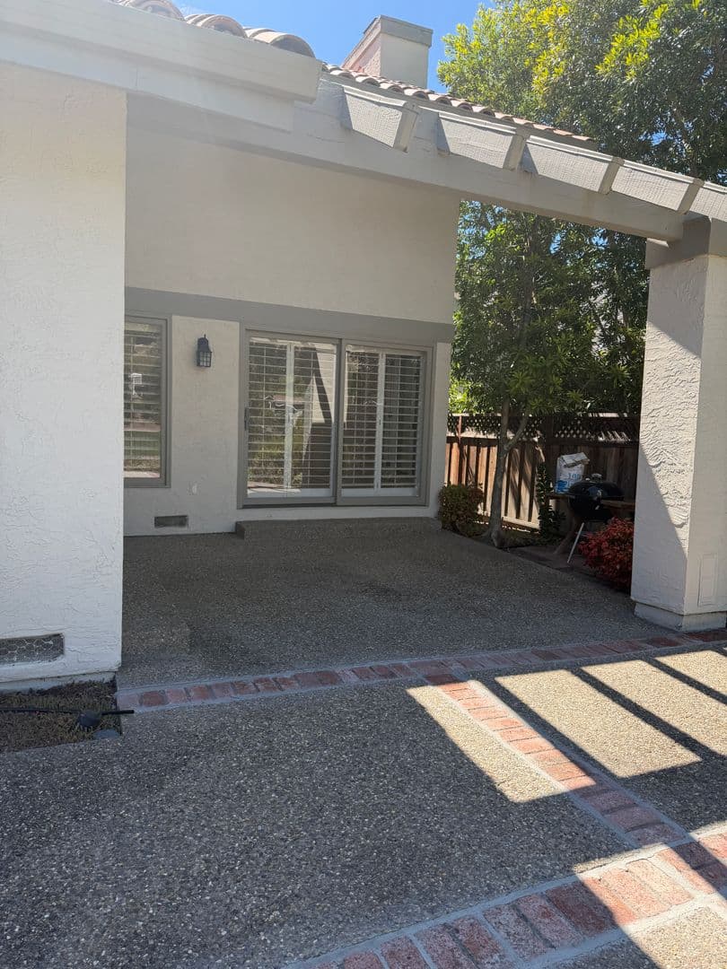 Danvile House: 742 Liquidamber Place