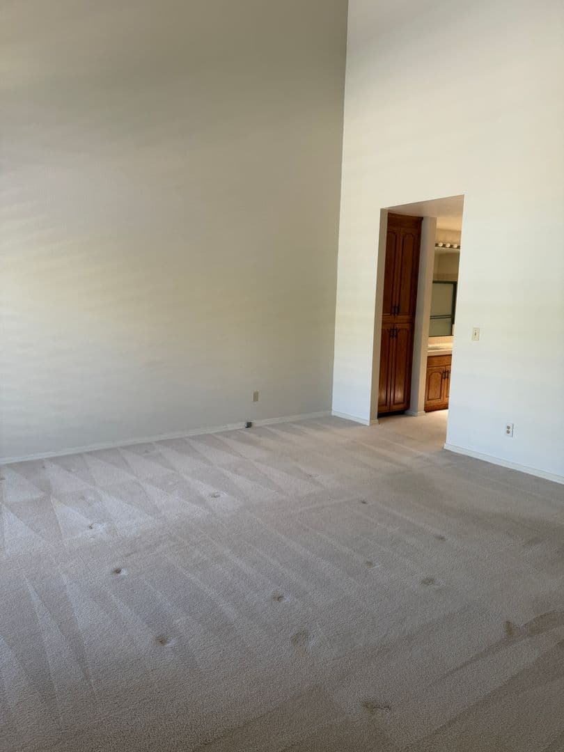 Danvile House: 742 Liquidamber Place