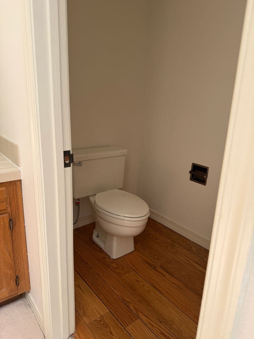 Danvile House: 742 Liquidamber Place