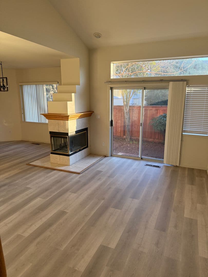 Clayton House: 1289 Shell Circle