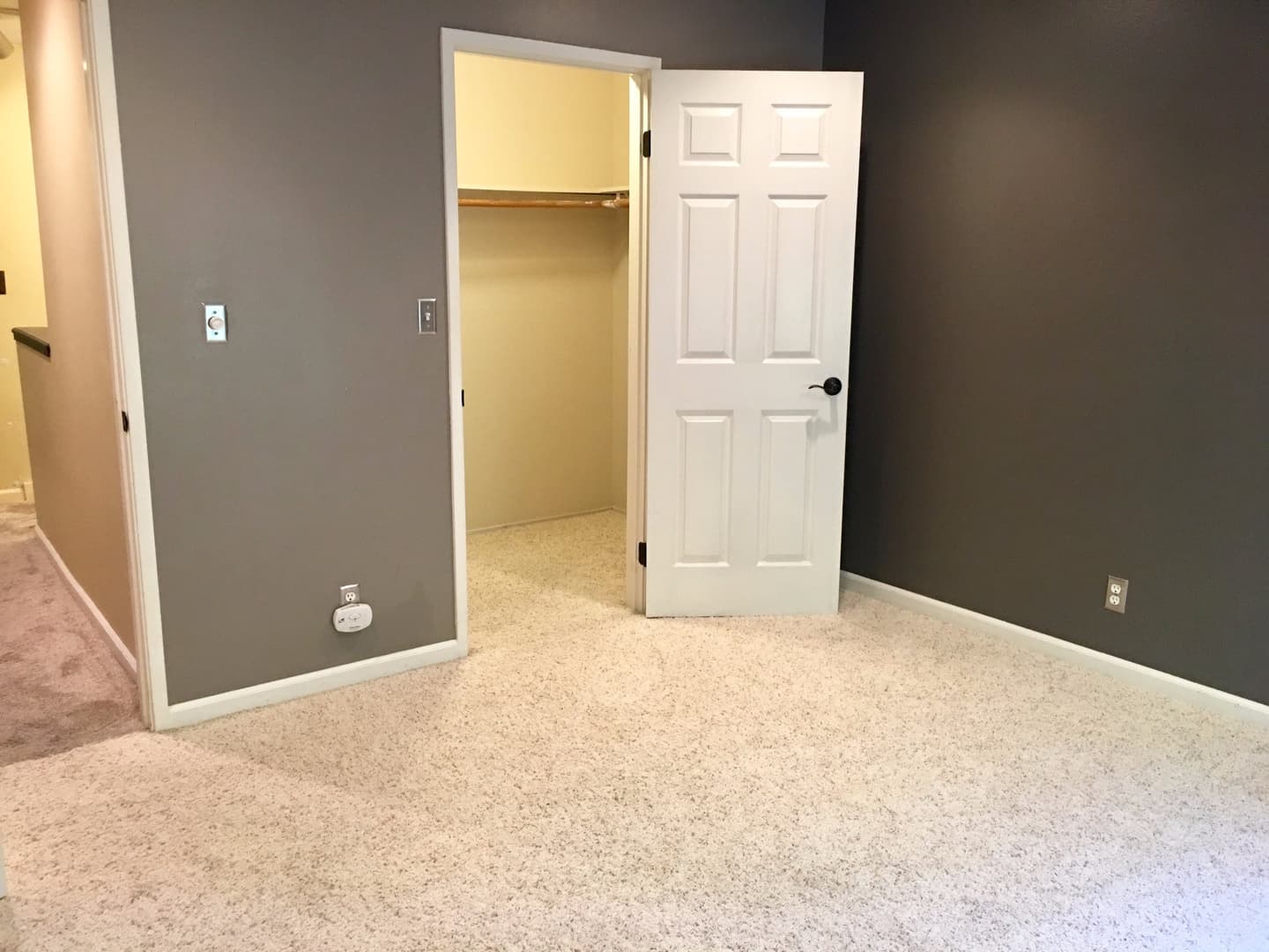 Martinez House: 131 Fountainhead Court