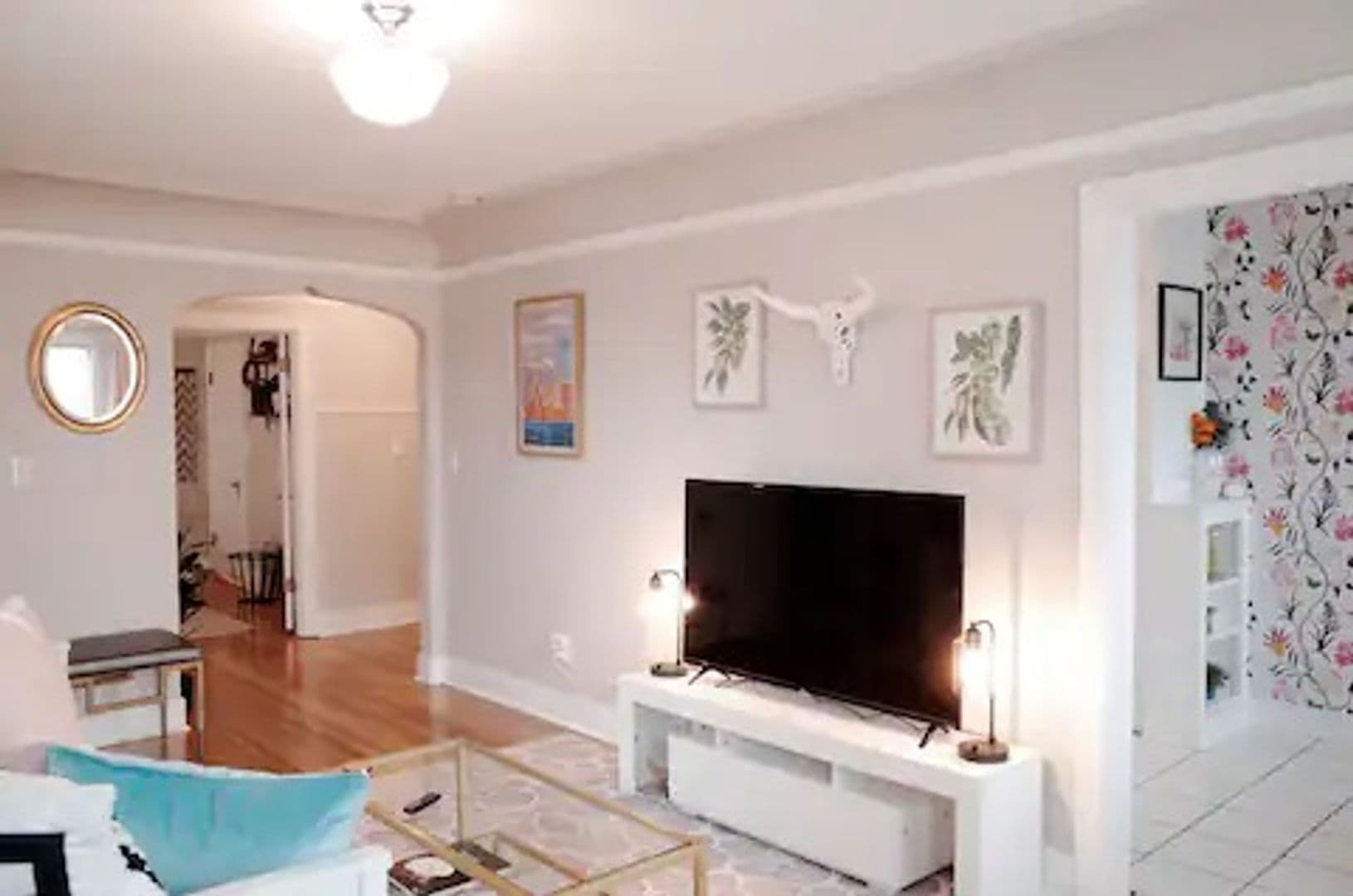 Seattle Apartment: 308 Melrose Ave E