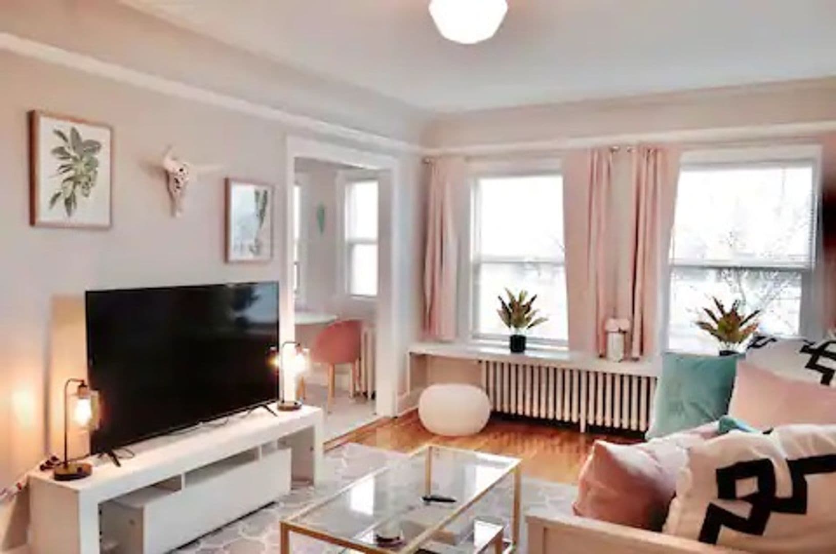 Seattle Apartment: 308 Melrose Ave E