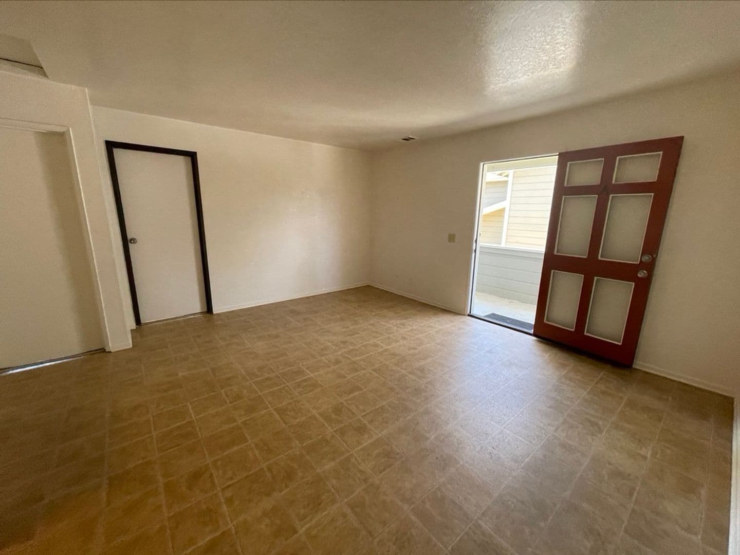 Goleta Apartment: 6799 Trigo