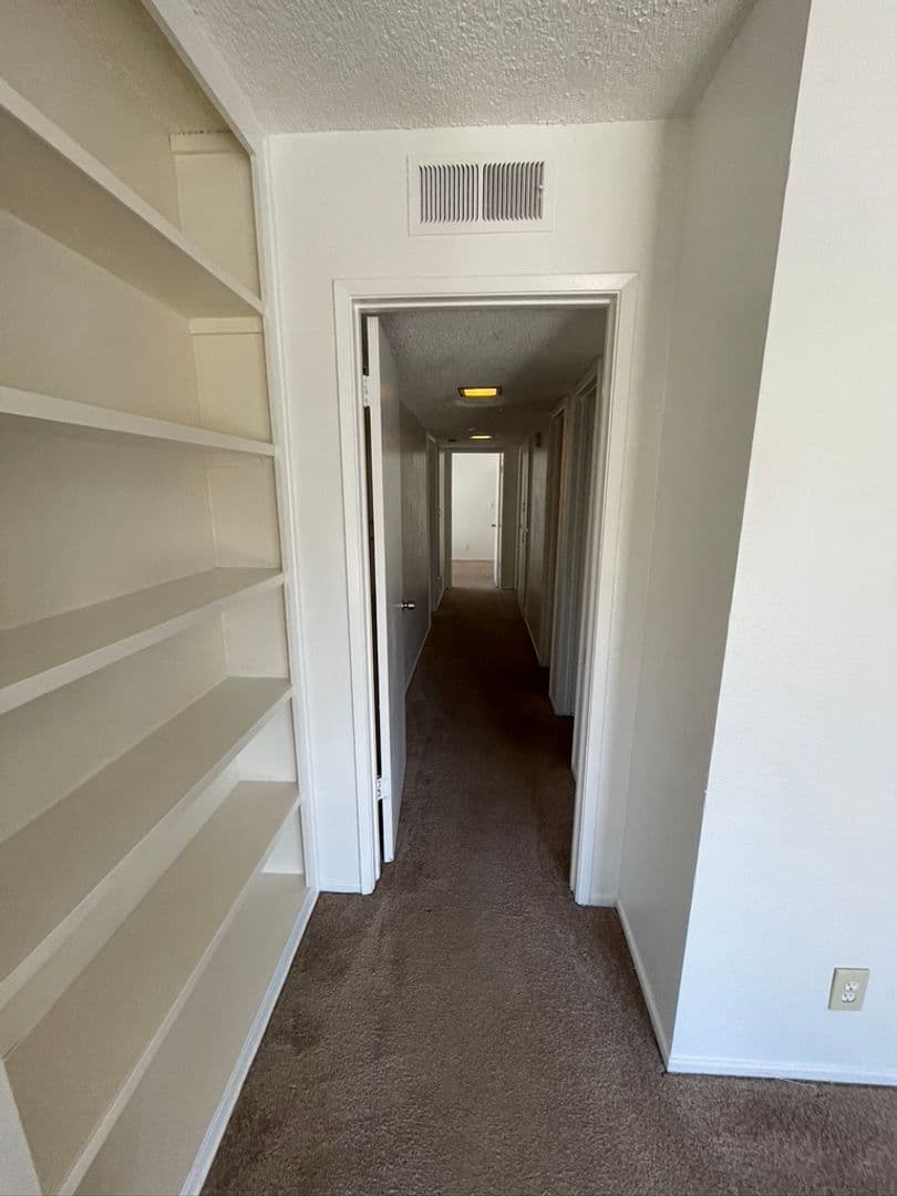 Goleta Apartment: 6695 Trigo