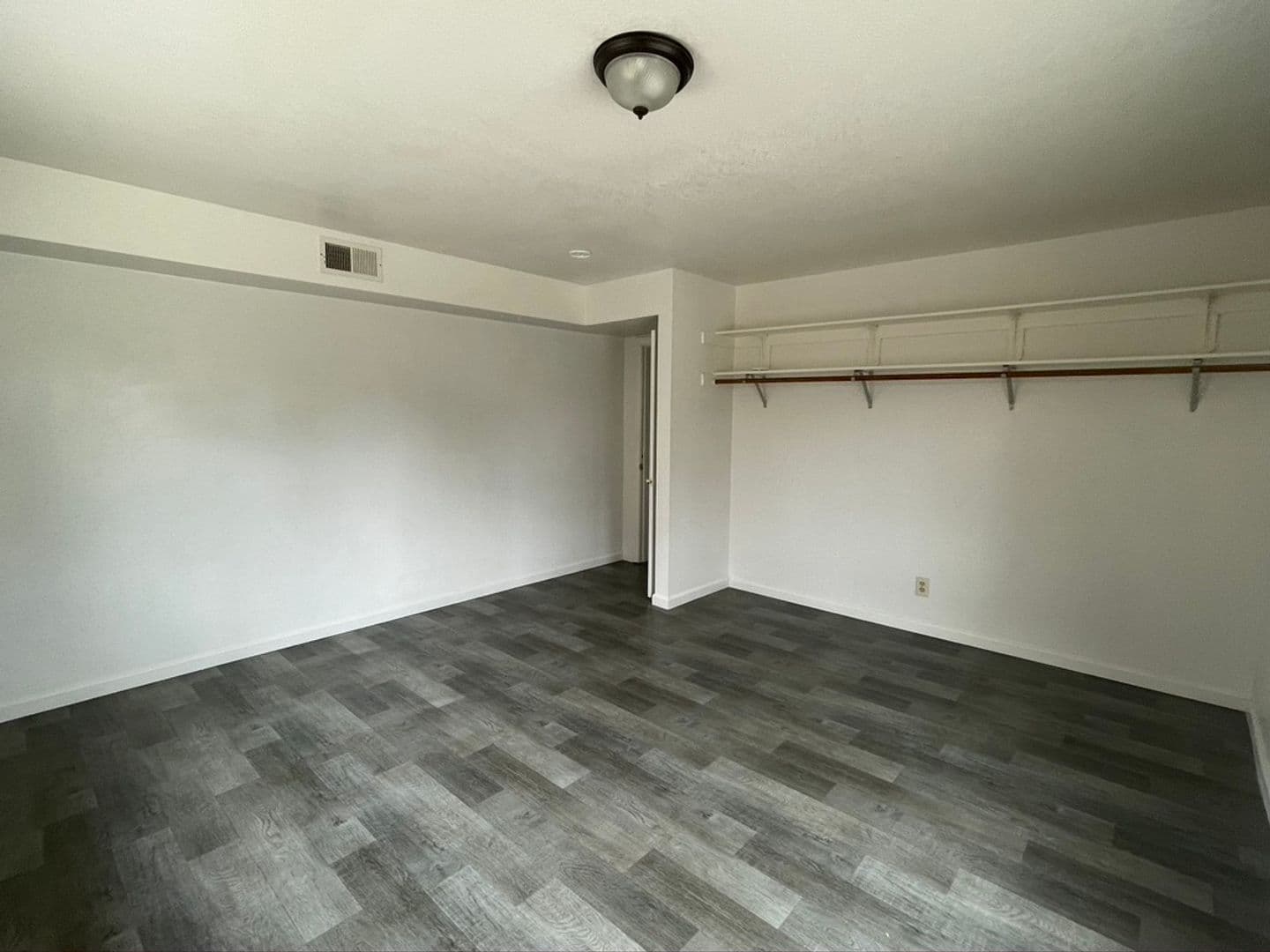 Goleta Apartment: 6582 Trigo