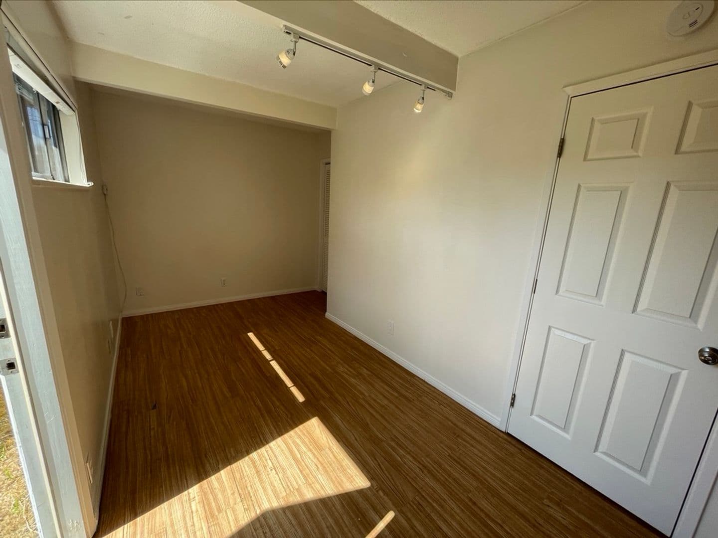 Goleta Apartment: 6775 Pasado